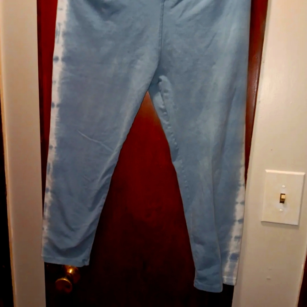 The sweatshirt project blue tiedye leggings size xl